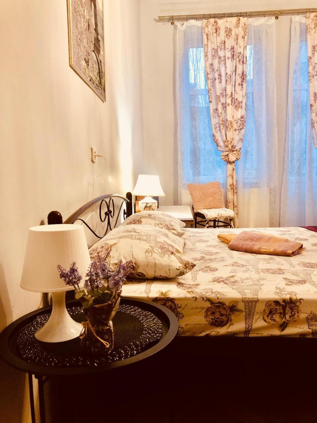 Vintage Apartment 2 Rooms With Balcony Lviv Ngoại thất bức ảnh